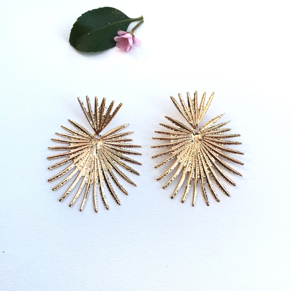 Gold Flower Earrings